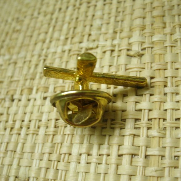 Vintage Gold Metal Cross Lapel Pin or Tie Tack - Picture 2 of 10